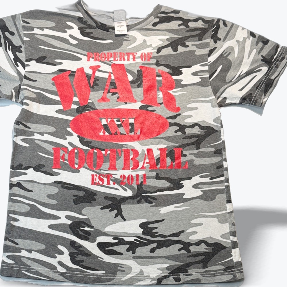 Code V Graphic T-Shirt Grey Camo War Football Est 2011 Mens Medium
